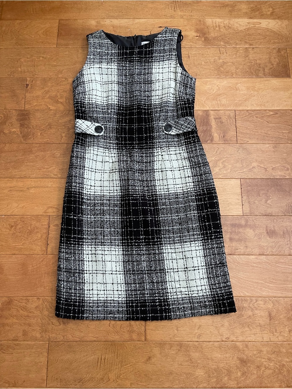 Jessica Howard Black and White Plaid Sleeveless Sheath Dress - Picture 1 of 4